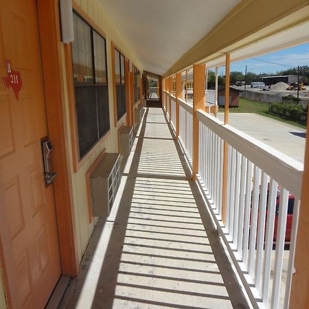 Antlers Inn Goliad Ngoại thất bức ảnh