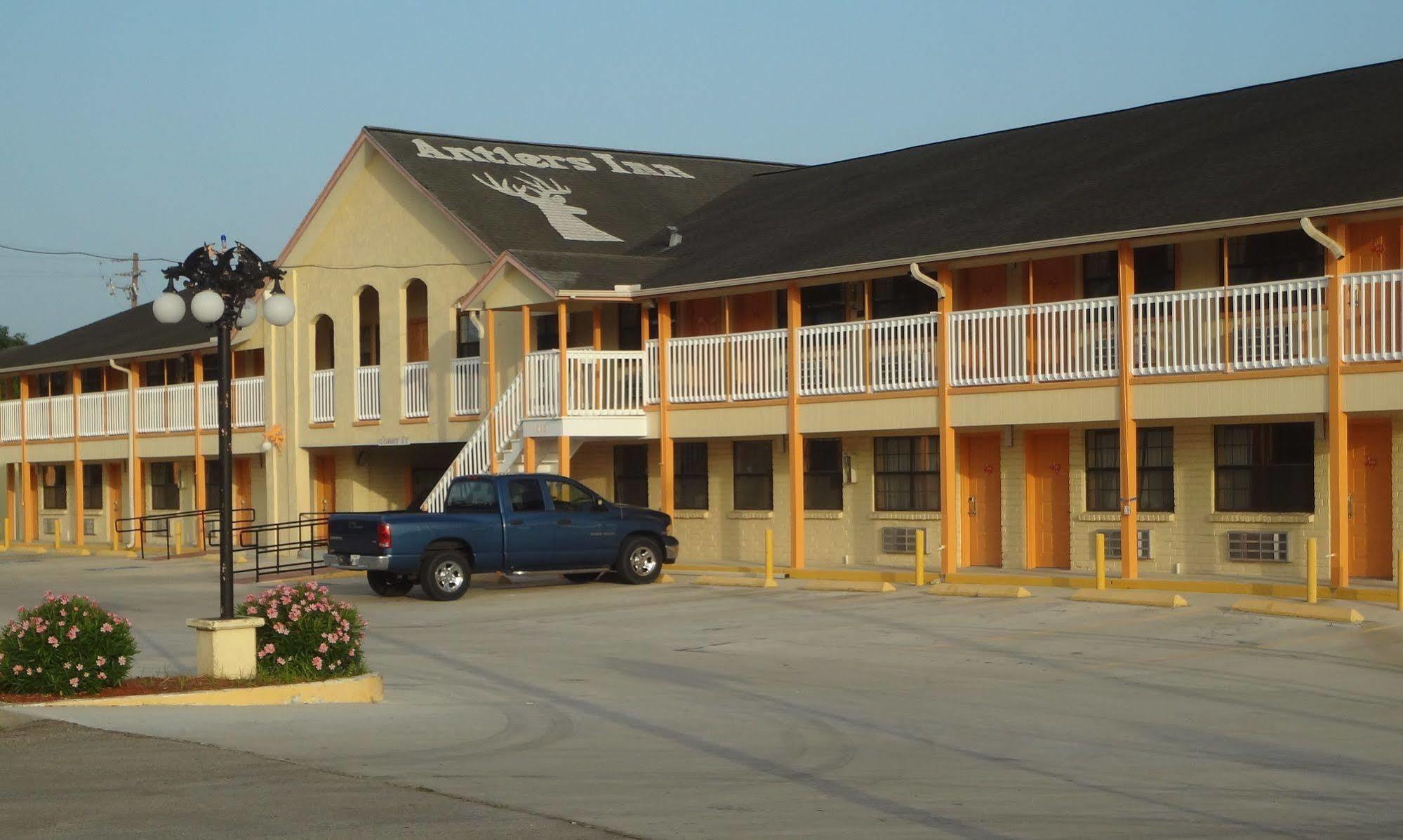 Antlers Inn Goliad Ngoại thất bức ảnh